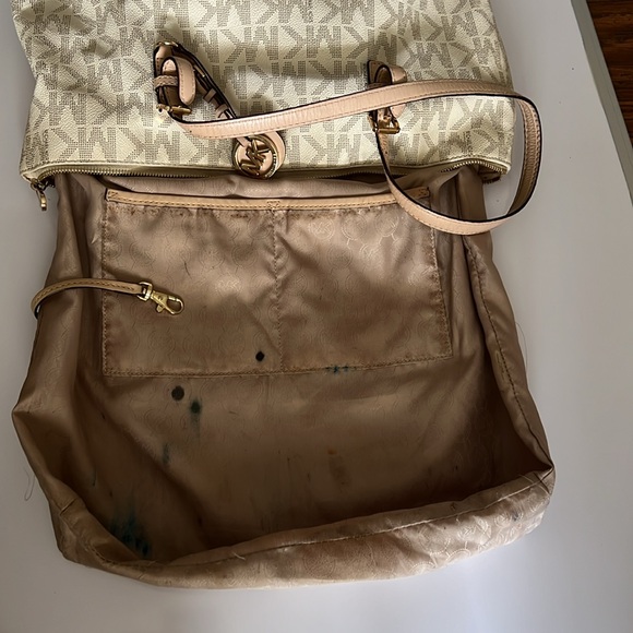 Michael Kors Monogrammed Bag - Picture 9 of 10
